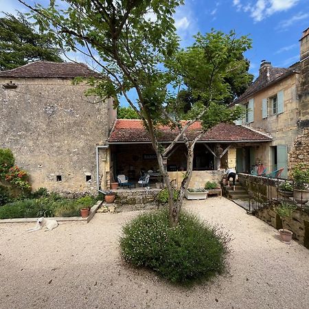 1 Rue Pasquet - 2 Double Rooms In The Main House Beaumont-en-Perigord Exterior photo