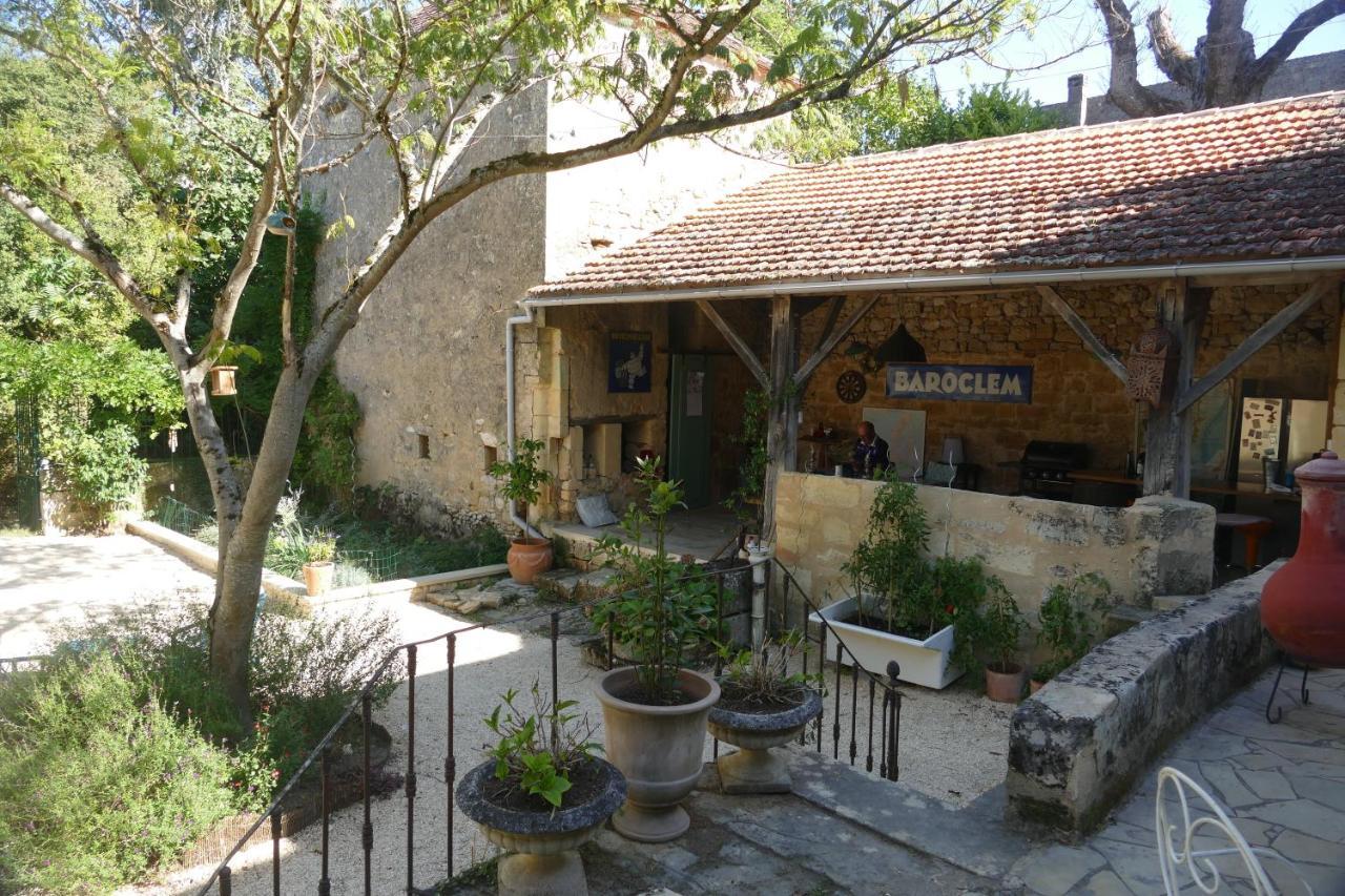 1 Rue Pasquet - 2 Double Rooms In The Main House Beaumont-en-Perigord Exterior photo