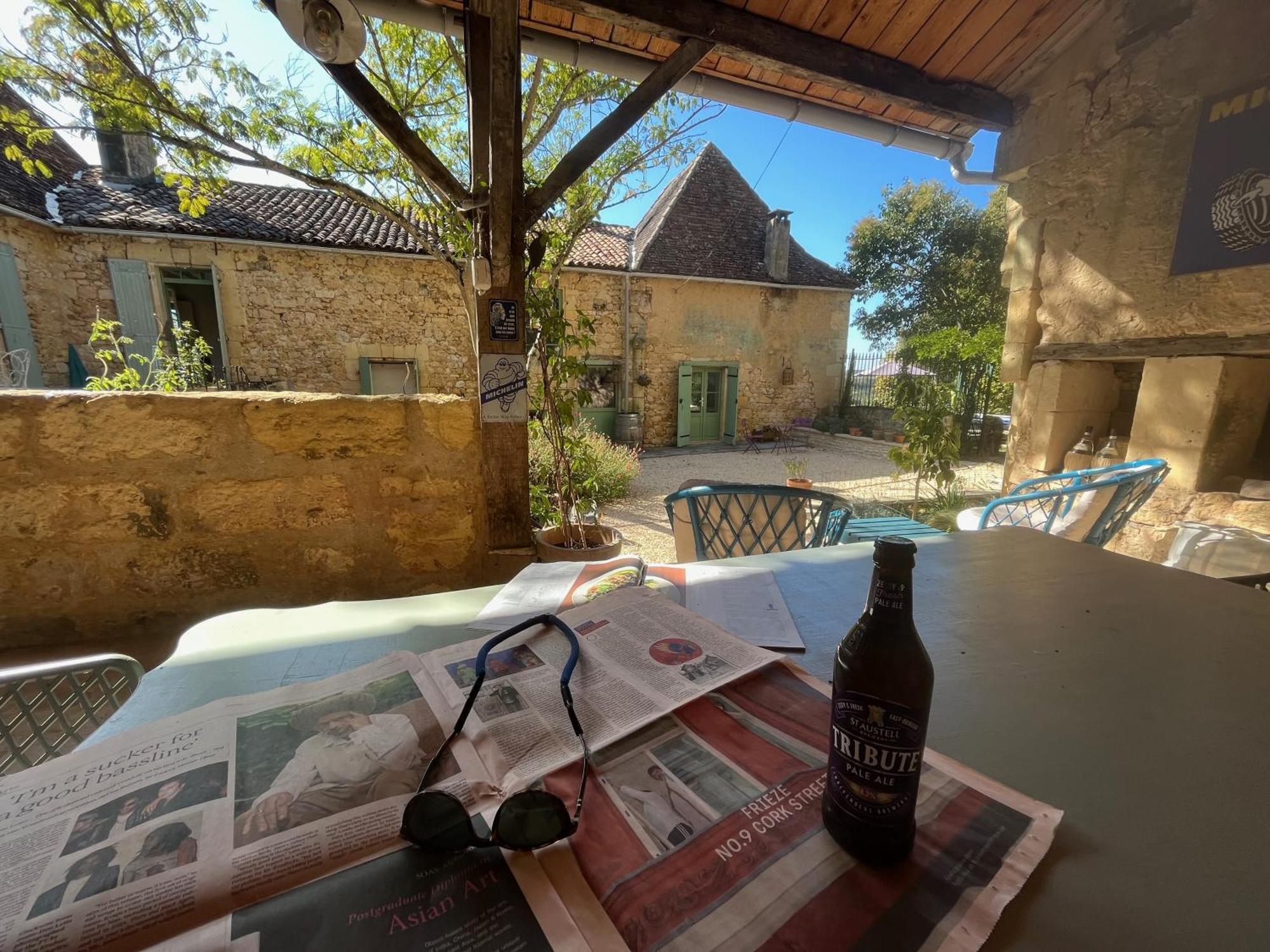 1 Rue Pasquet - 2 Double Rooms In The Main House Beaumont-en-Perigord Exterior photo
