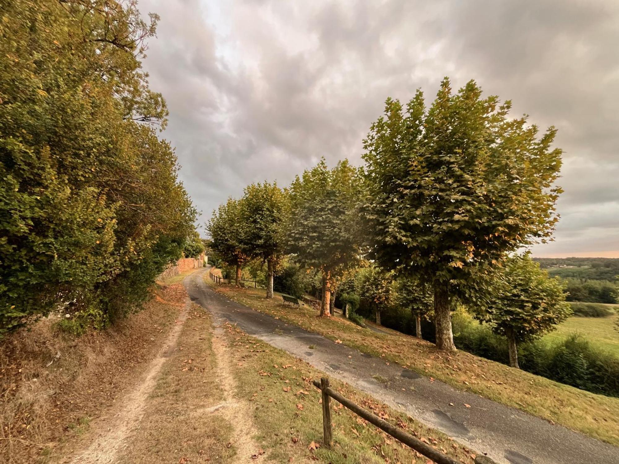 1 Rue Pasquet - 2 Double Rooms In The Main House Beaumont-en-Perigord Exterior photo